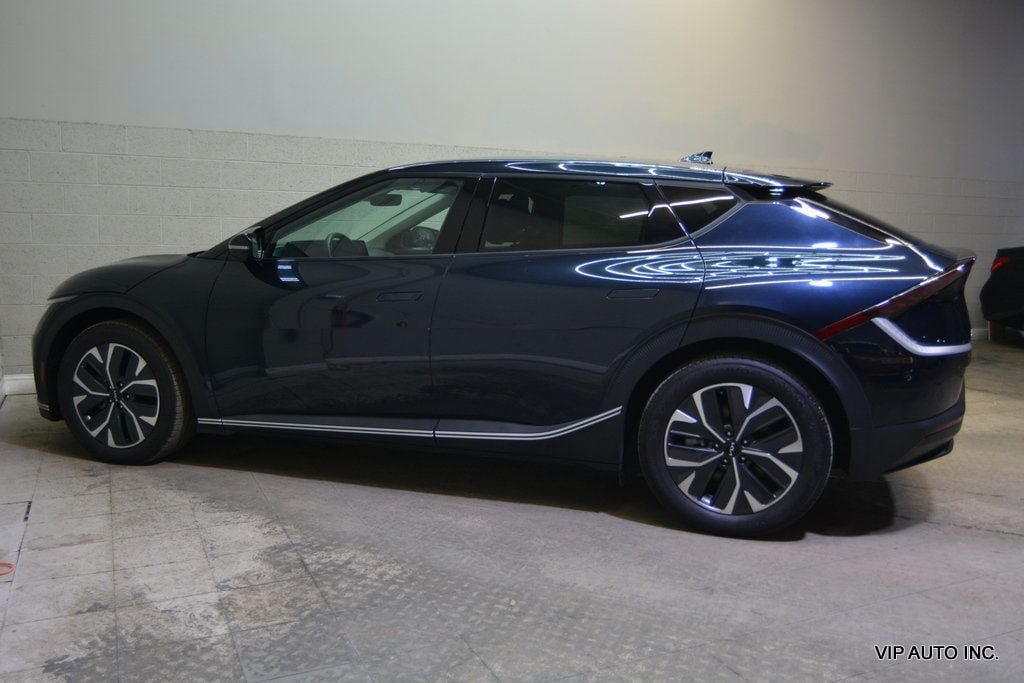 Used 2022 Kia EV6 Light RWD image 32