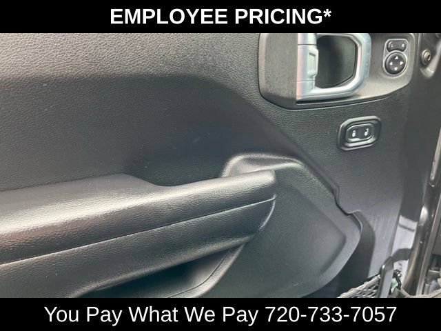 Used 2021 Jeep Gladiator Rubicon w/ LED Lighting Group AWD/4WD image 15