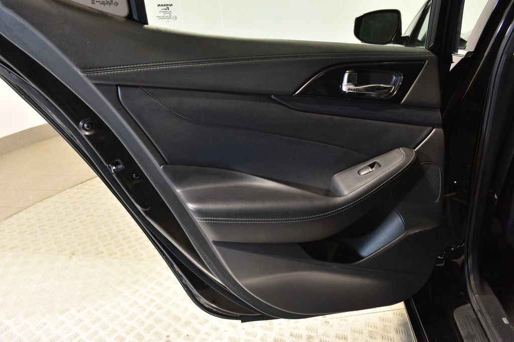 Used 2021 Nissan Maxima Platinum w/ Sport Mat Group image 27