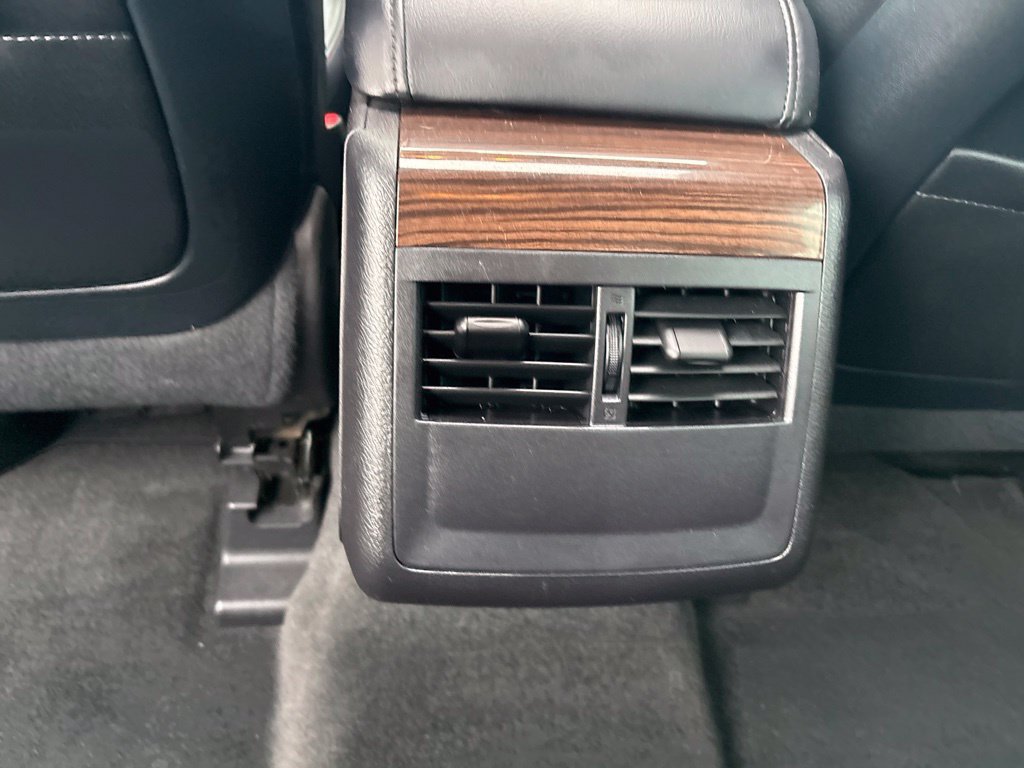 Used 2014 Toyota Avalon XLE Touring FWD image 18