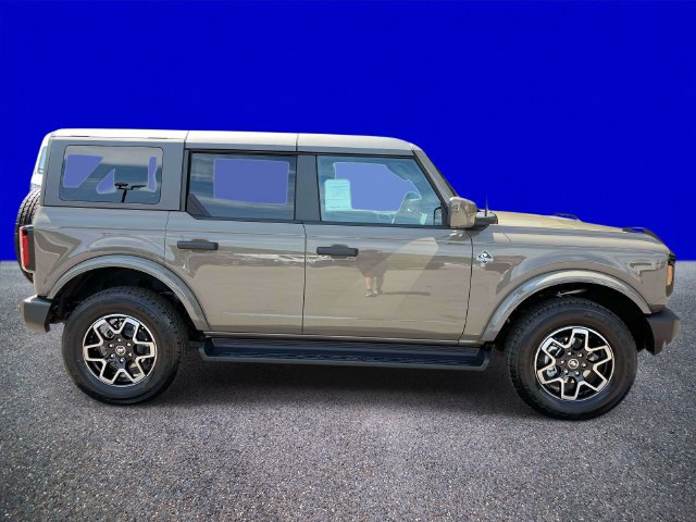 New 2026 Ford Bronco Outer Banks AWD/4WD image 2