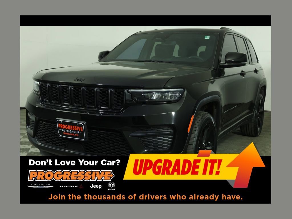 Used 2023 Jeep Grand Cherokee Altitude AWD/4WD image 1
