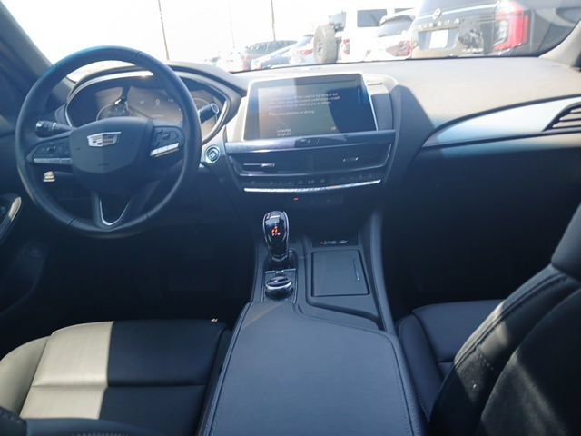 Used 2024 Cadillac CT5 Luxury RWD image 12