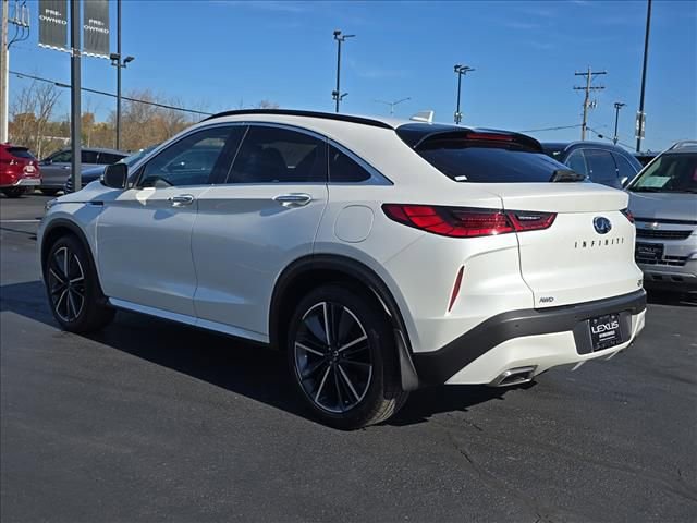 Used 2025 INFINITI QX55 Luxe w/ Cargo Package image 6