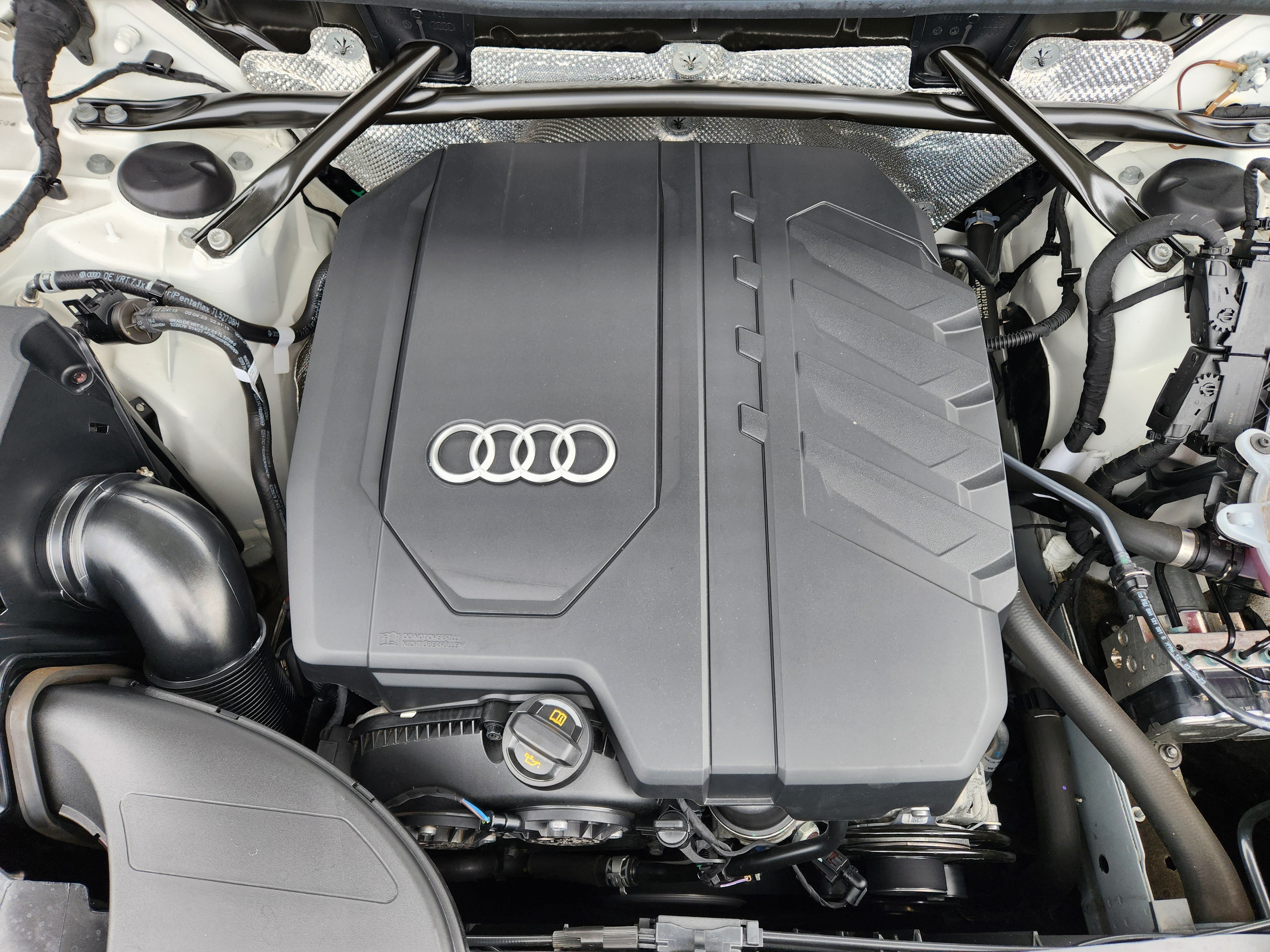 Used 2023 Audi Q5 2.0T Premium w/ Convenience Package AWD/4WD image 9