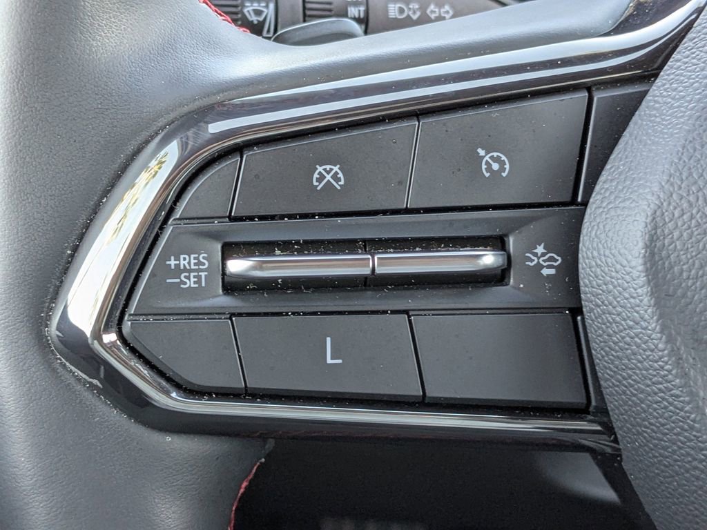 Used 2025 Chevrolet Equinox RS w/ Convenience Package III image 27