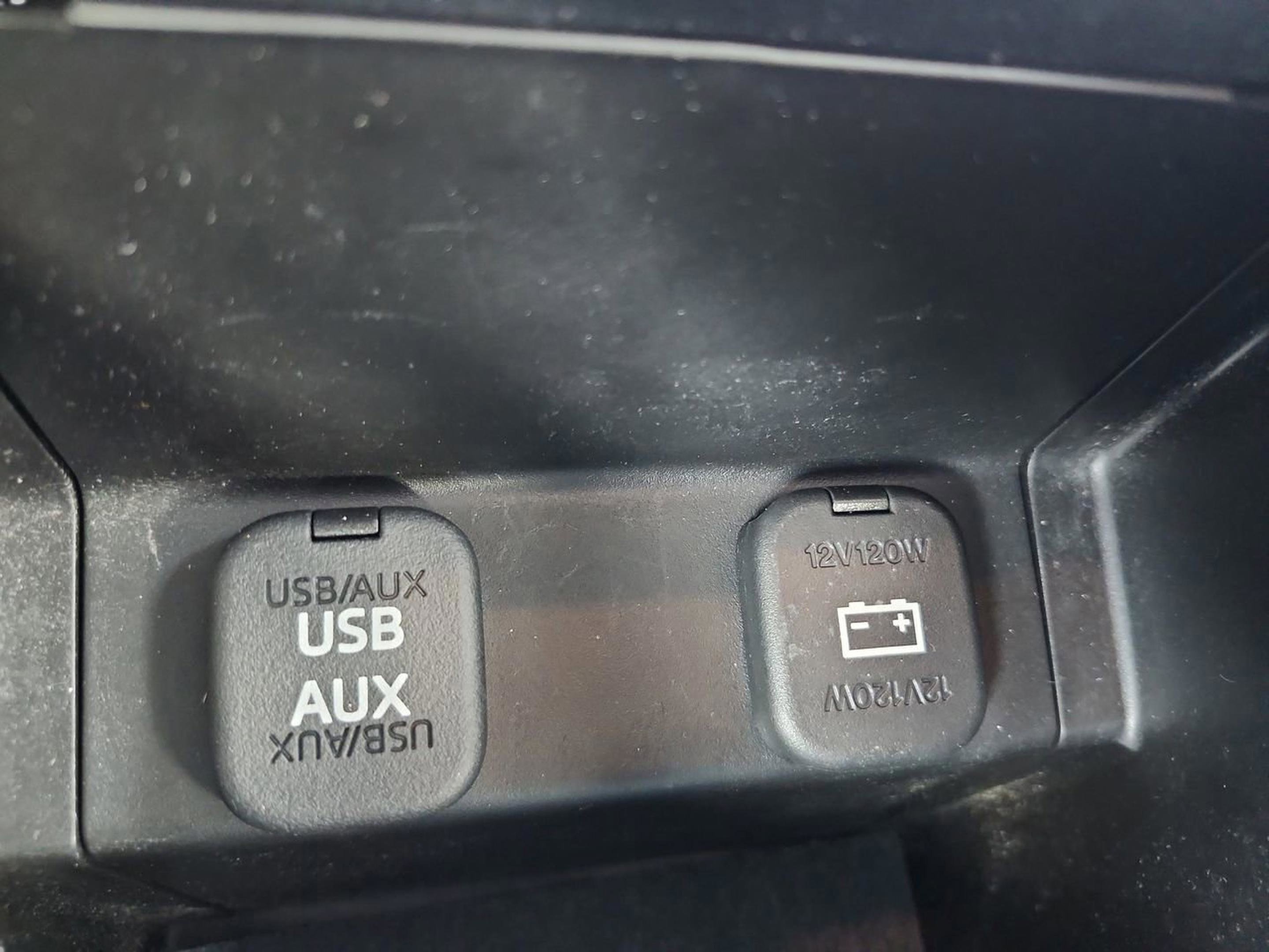 Used 2015 MAZDA MAZDA6 Touring image 32