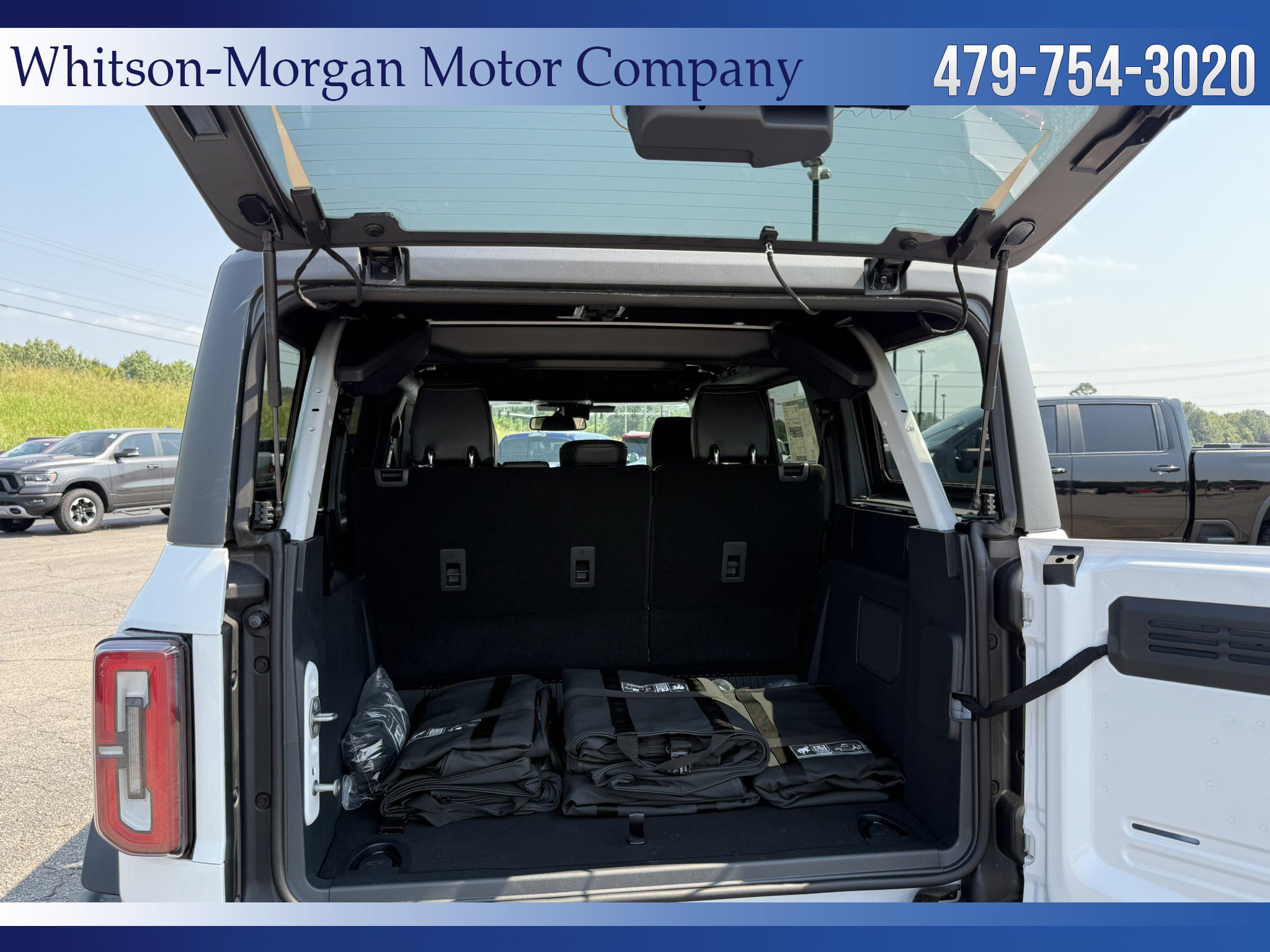 New 2025 Ford Bronco Badlands image 8