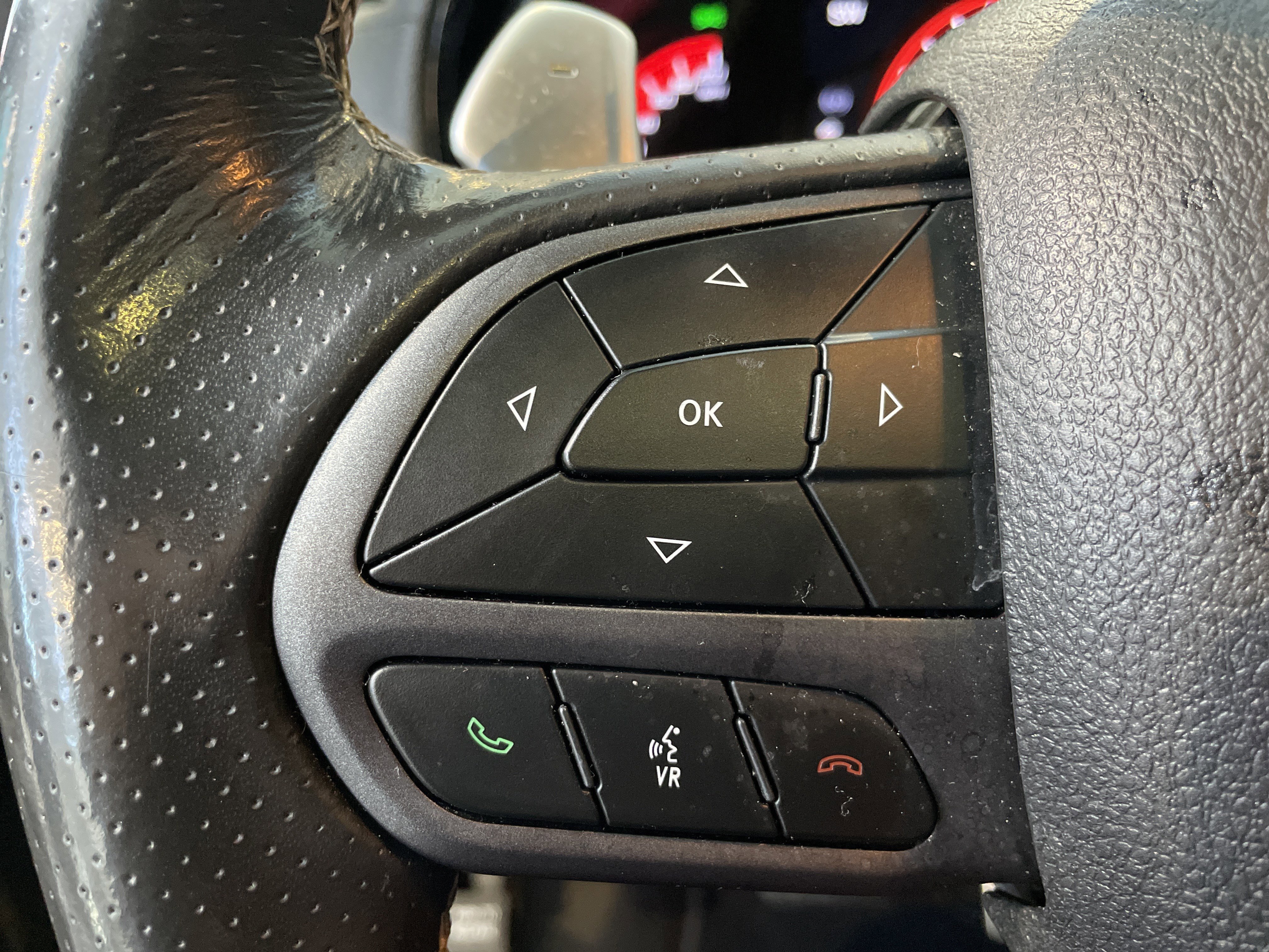 Used 2021 Dodge Durango SRT Hellcat w/ Technology Group AWD/4WD image 23