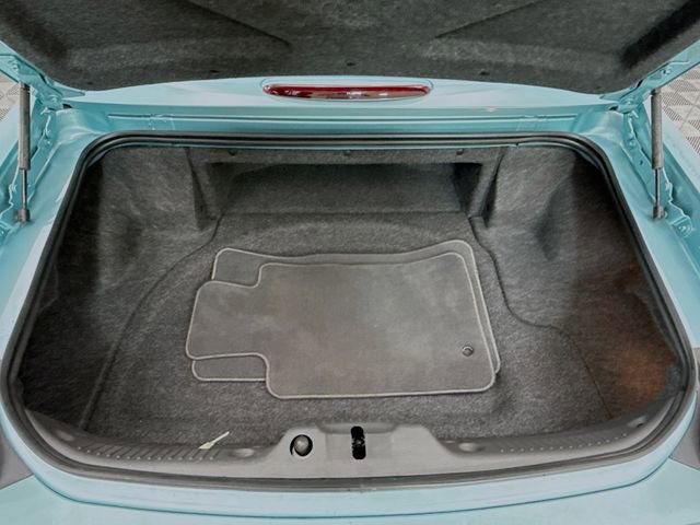 Used 2002 Ford Thunderbird image 21