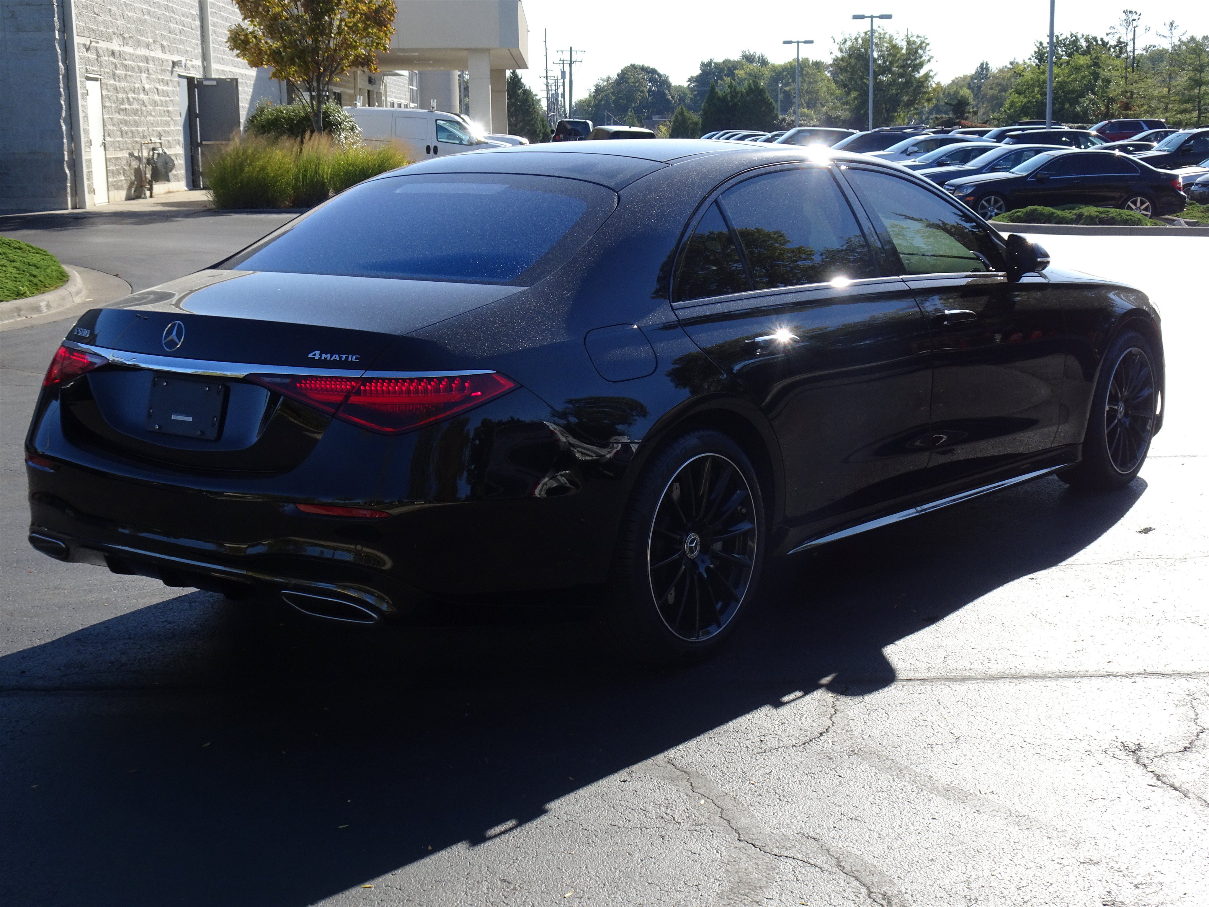 Used 2025 Mercedes-Benz S 580 4MATIC Sedan image 6