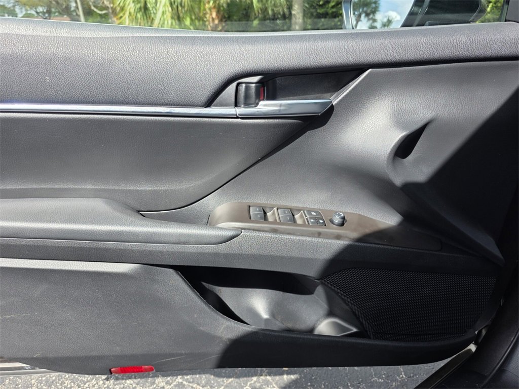 Used 2024 Toyota Camry LE image 26