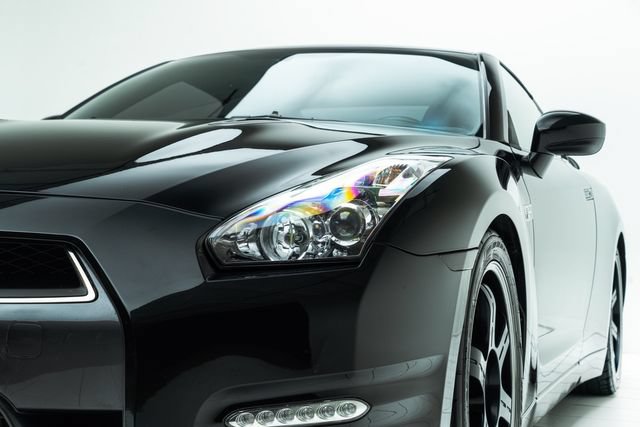 Used 2014 Nissan GT-R Track Edition AWD/4WD image 11