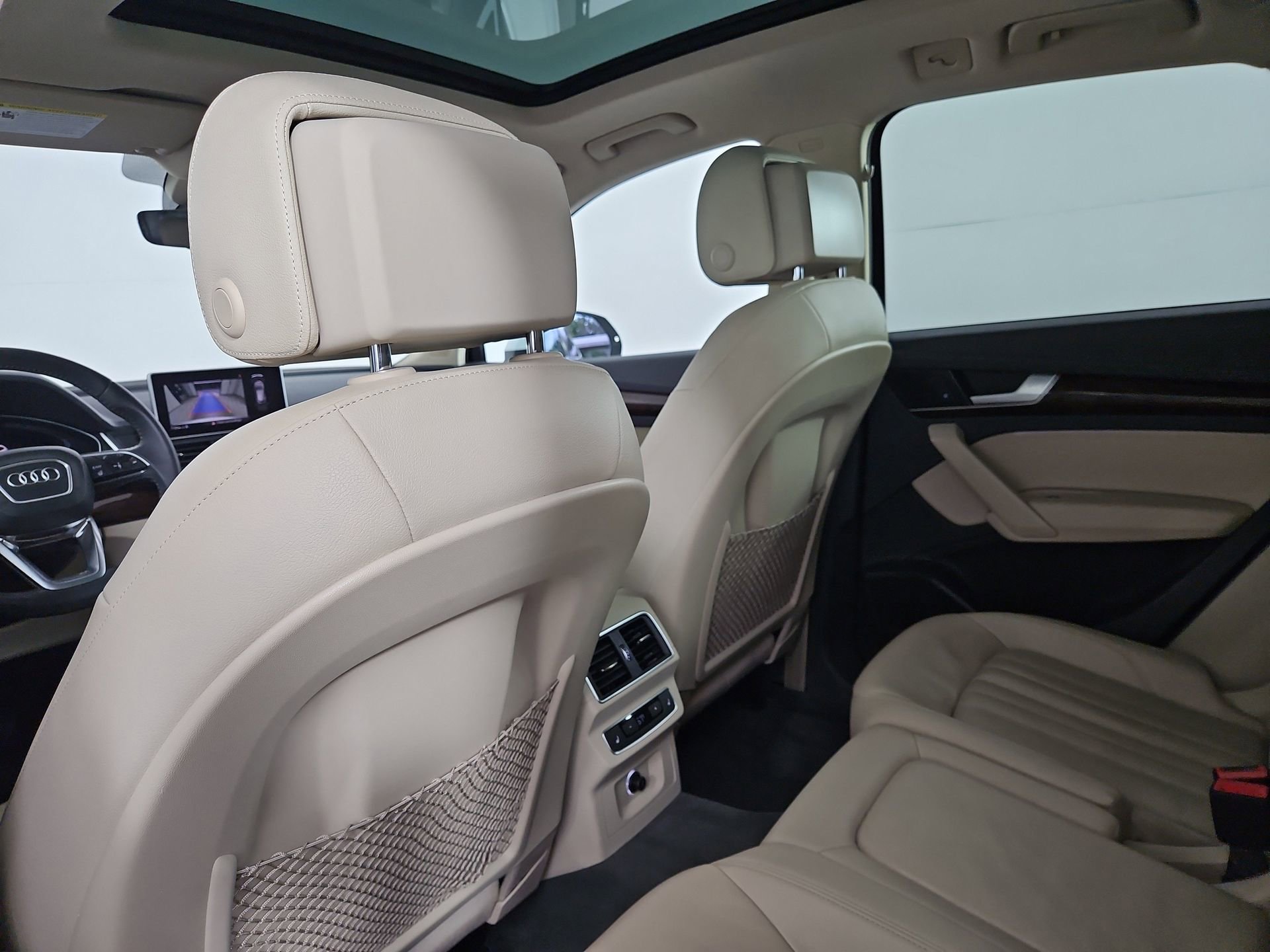 Used 2018 Audi Q5 2.0T Premium Plus w/ Premium Plus Package image 45