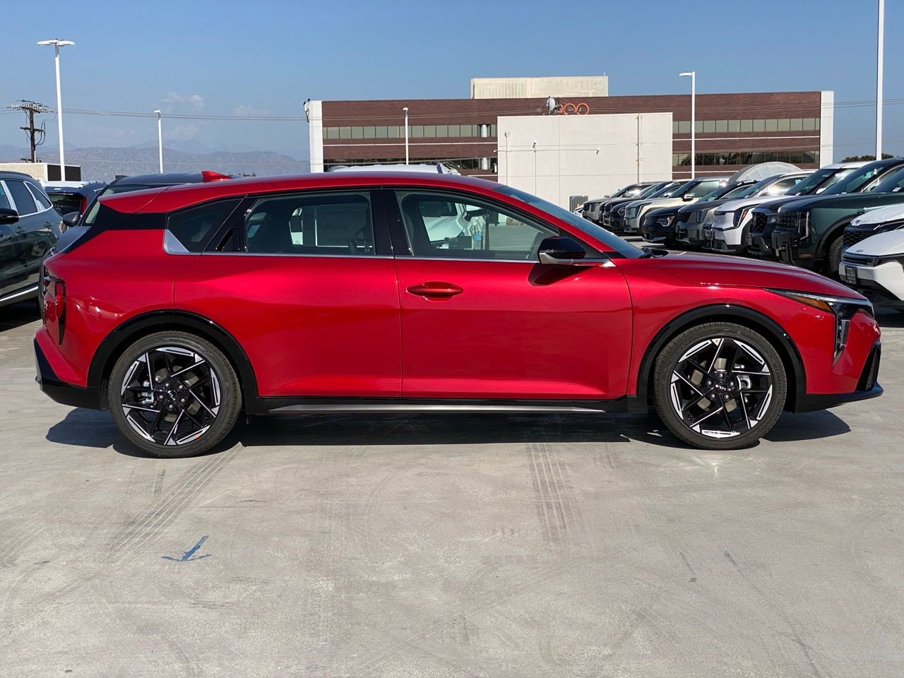 New 2026 Kia K4 GT-Line FWD image 2