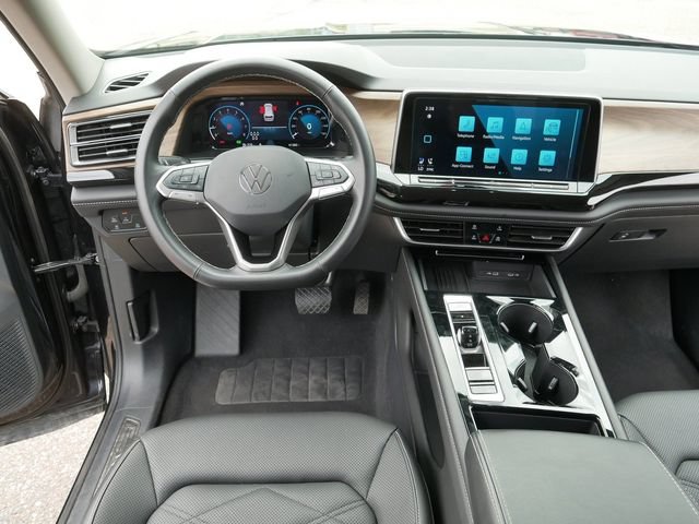 Certified 2025 Volkswagen Atlas SE AWD/4WD image 21