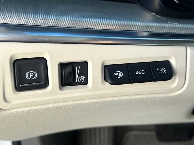 Used 2022 Cadillac XT5 Premium Luxury image 25