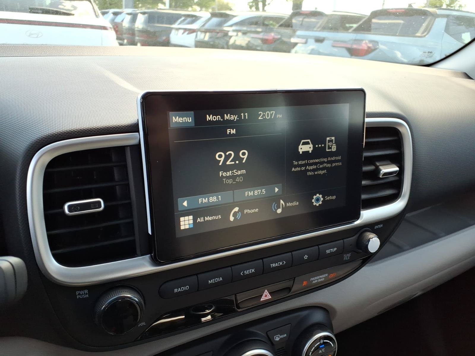 New 2026 Hyundai Venue SEL FWD image 15