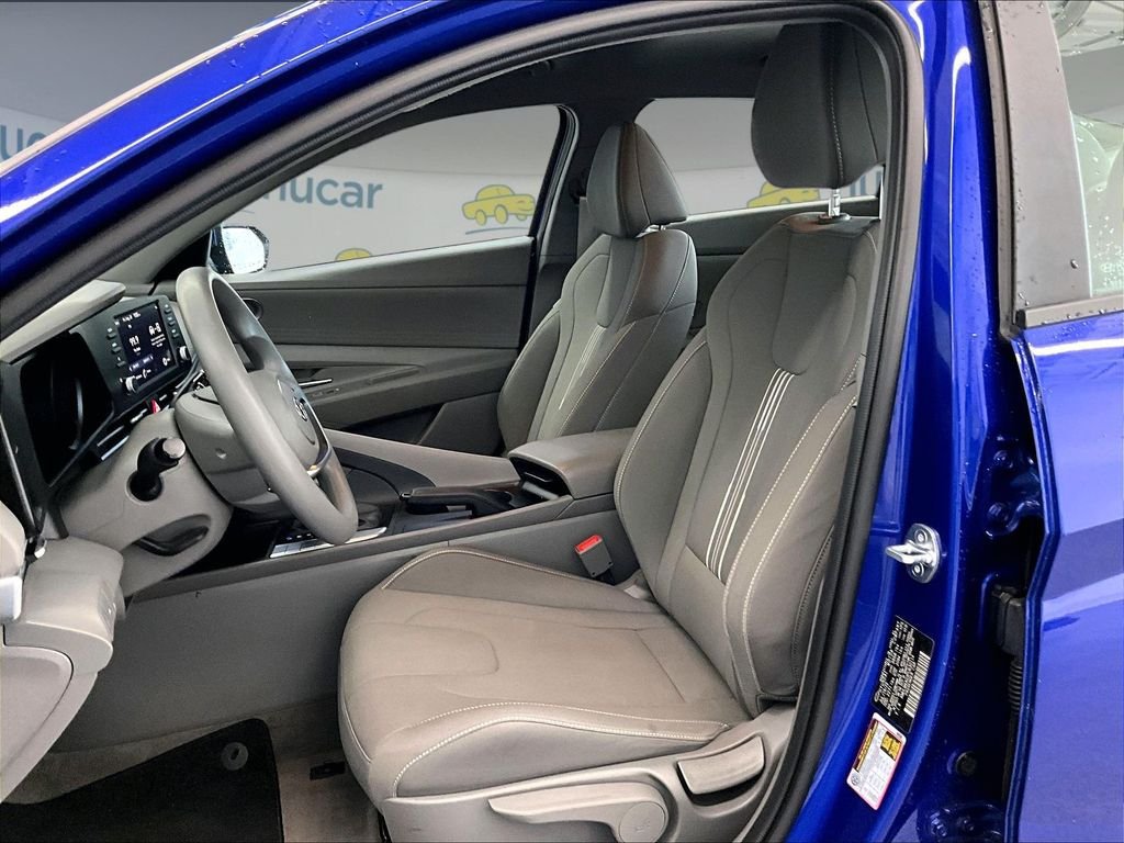 Used 2023 Hyundai Elantra SEL FWD image 10