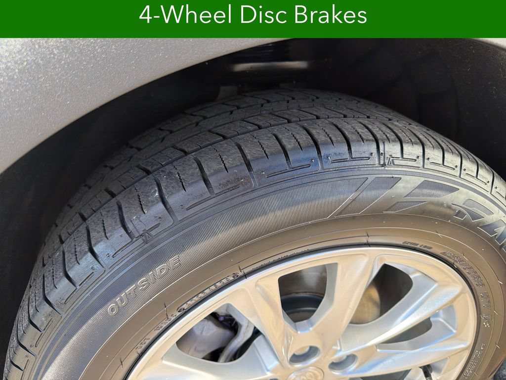 Certified 2021 Buick Envision Preferred FWD image 32