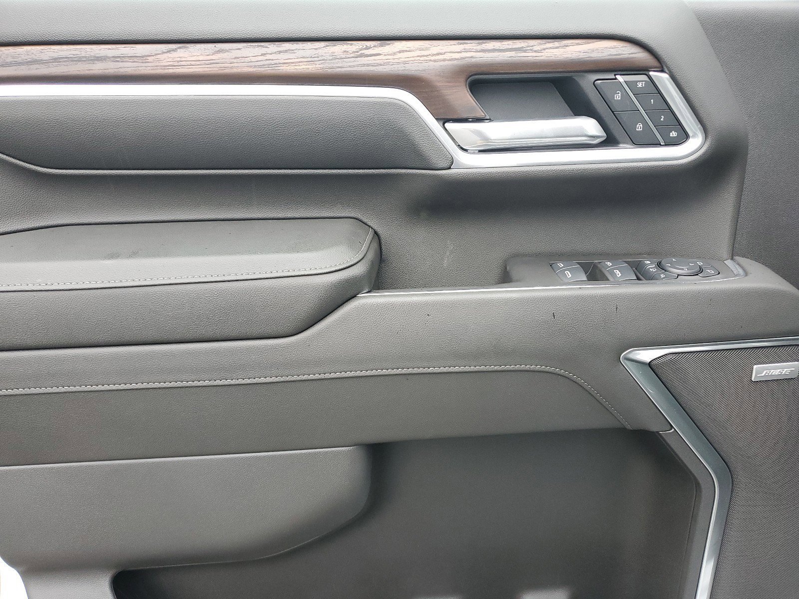 New 2025 GMC Sierra 2500 SLT w/ SLT Premium Package image 21