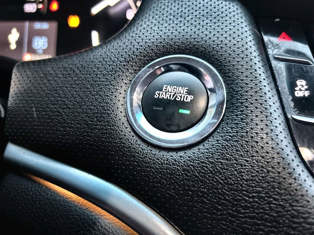 Used 2018 Cadillac XTS Luxury image 20