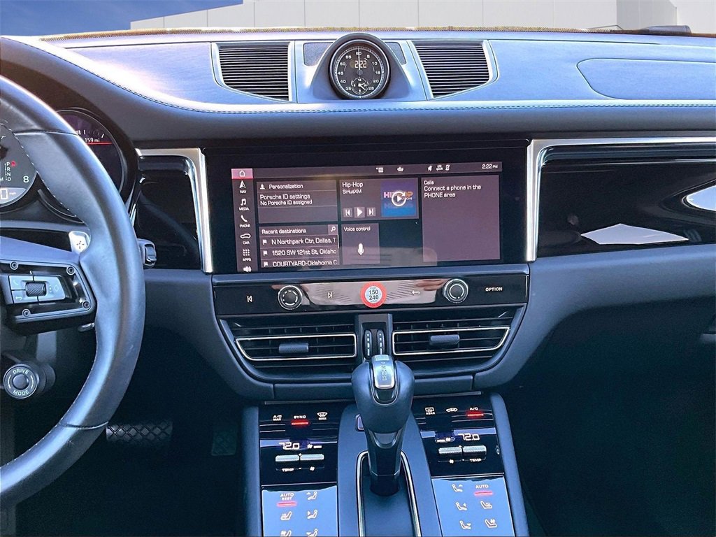 Used 2024 Porsche Macan Turbo image 16