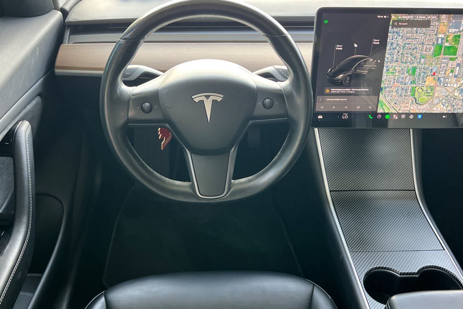 Used 2018 Tesla Model 3 Long Range RWD image 16