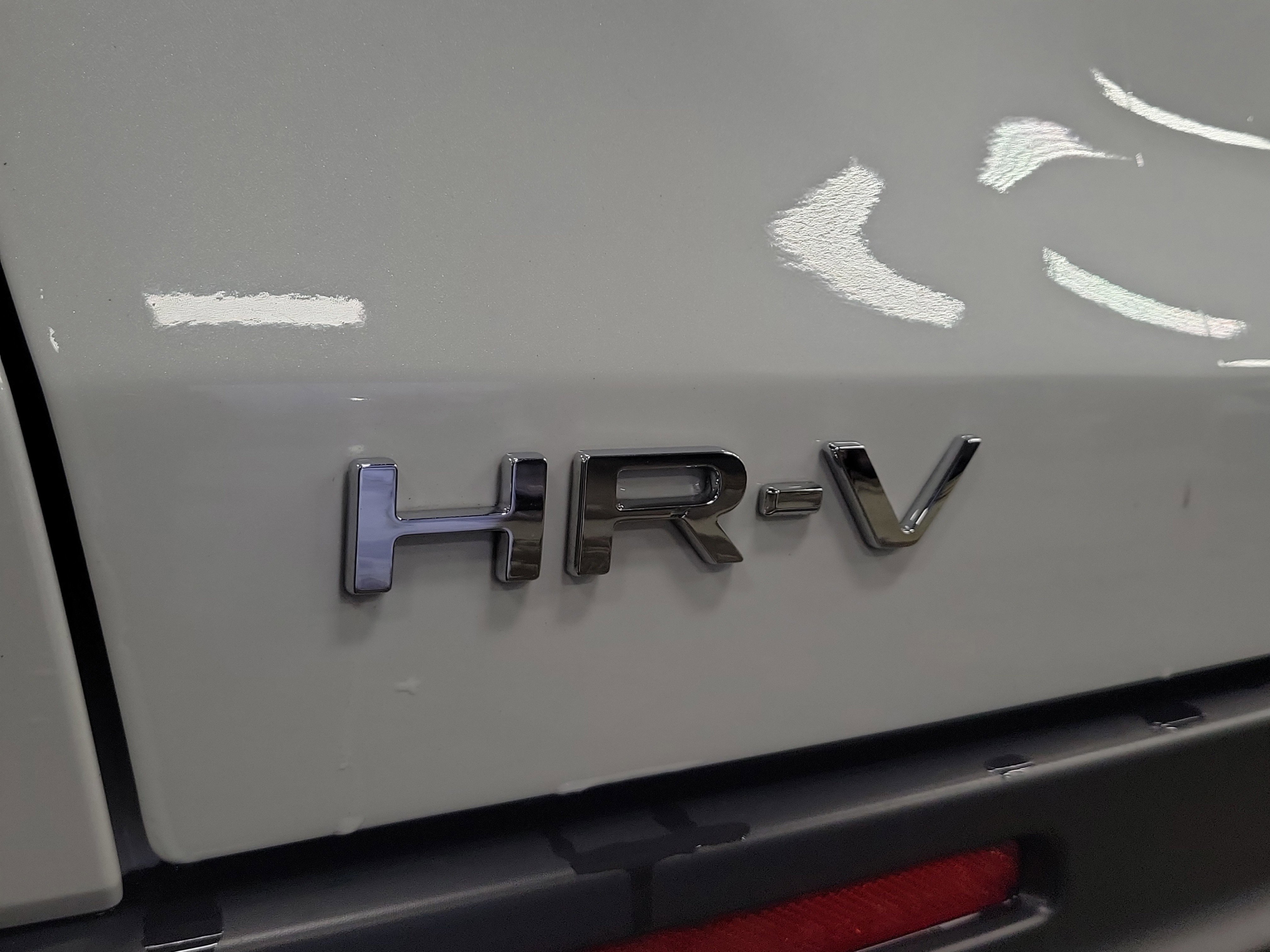 Used 2024 Honda HR-V LX image 8