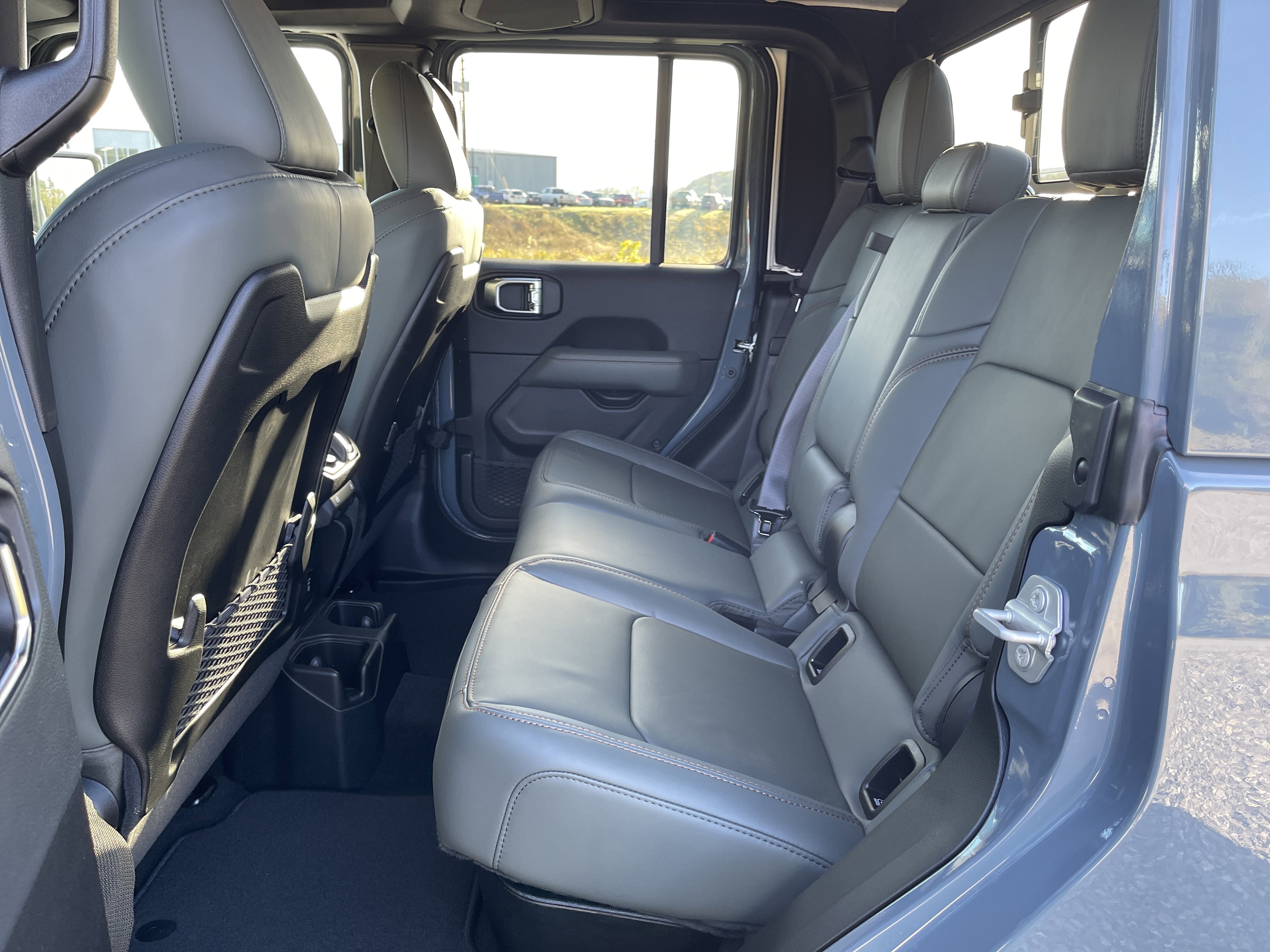 New 2025 Jeep Gladiator Mojave image 14