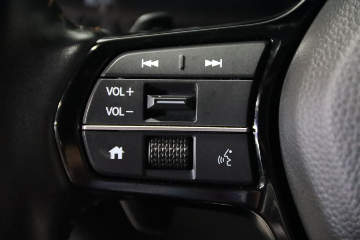 Used 2024 Honda CR-V Sport Touring image 17