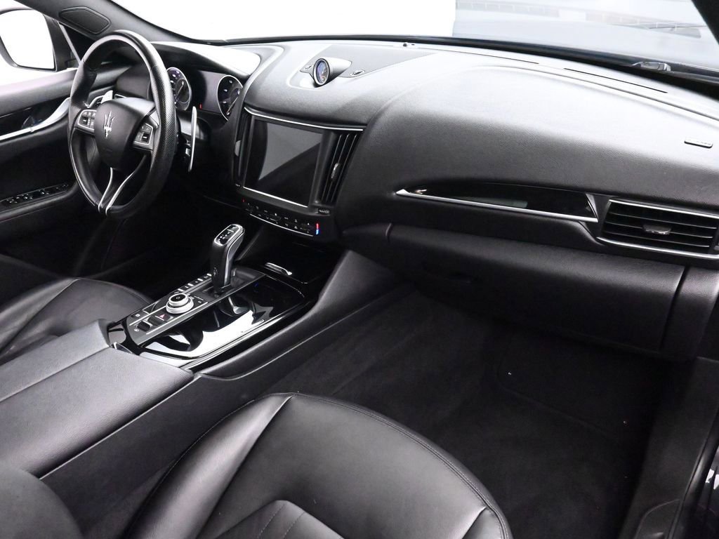 Used 2023 Maserati Levante Modena AWD/4WD image 24