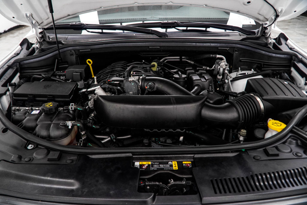 Used 2023 Dodge Durango GT AWD/4WD image 16