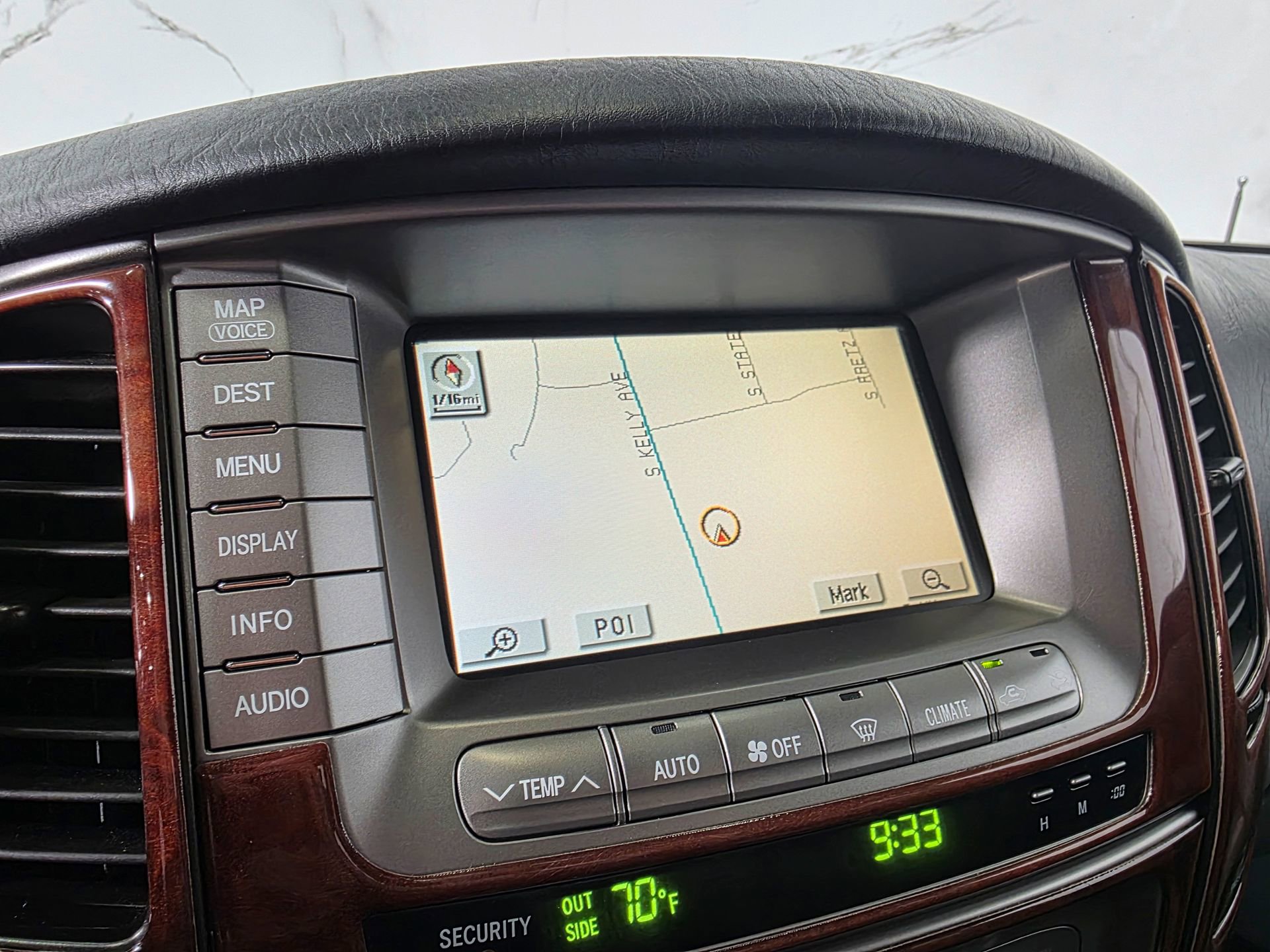 Used 2003 Toyota Land Cruiser AWD/4WD image 39