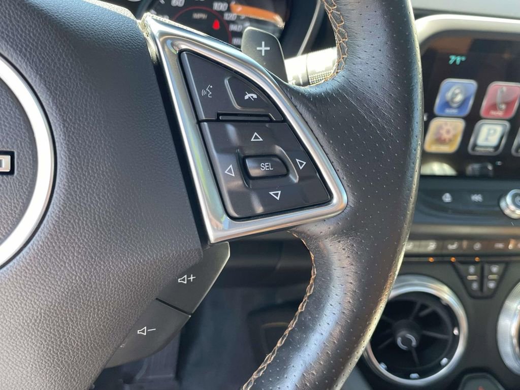 Used 2016 Chevrolet Camaro SS image 23