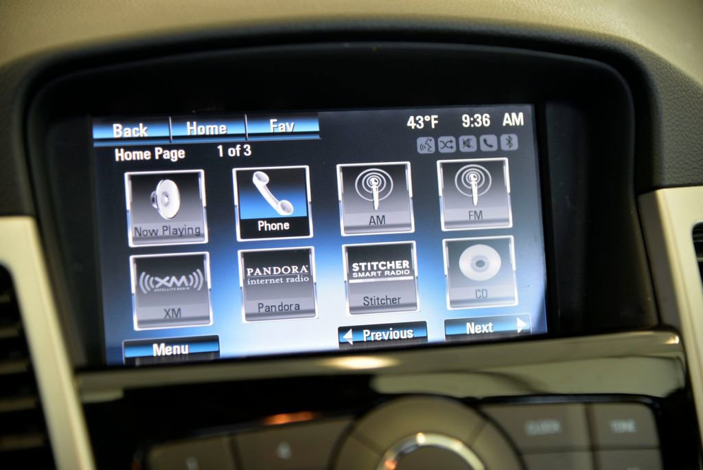 Used 2015 Chevrolet Cruze LT w/ Sun, Sound and Sport Package image 19