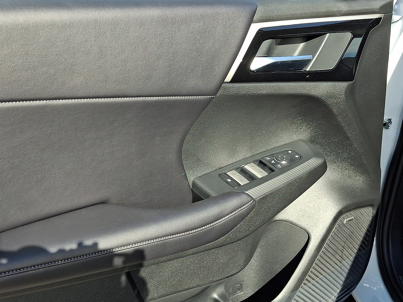 New 2026 Mitsubishi Outlander SE AWD/4WD image 10