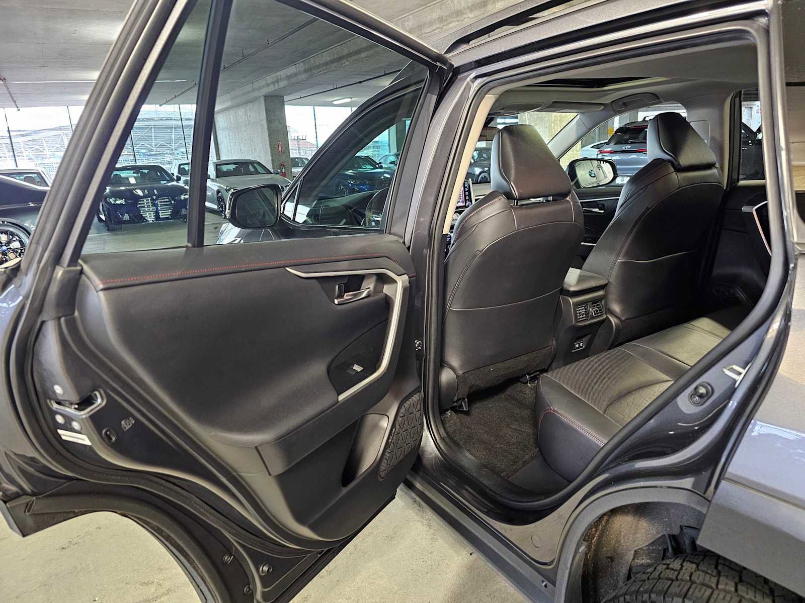 Used 2021 Toyota RAV4 TRD Off-Road w/ TRD Off-Road Weather Package image 33