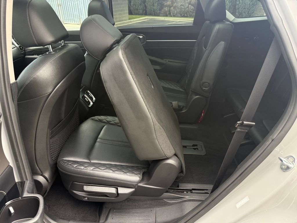 Used 2022 Kia Sorento SX Prestige AWD/4WD image 35