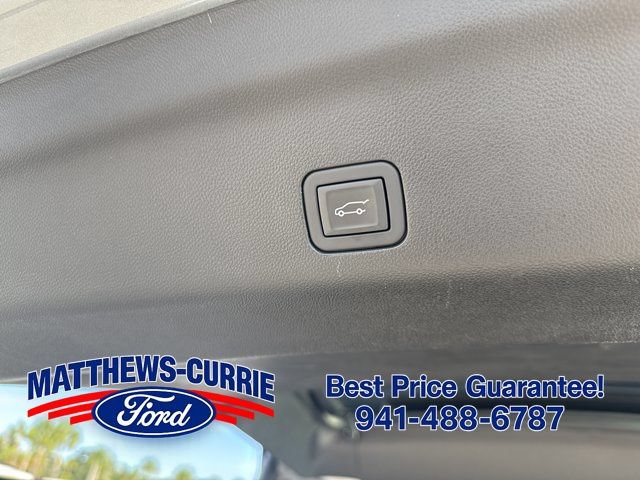 Used 2024 Chevrolet Tahoe High Country w/ Advanced Technology Package RWD image 23