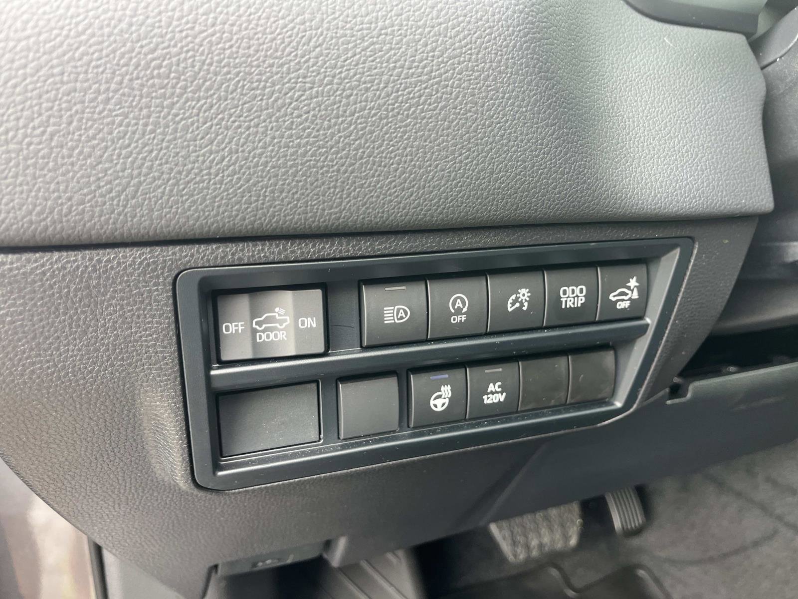 Used 2024 Toyota Tundra Limited image 16
