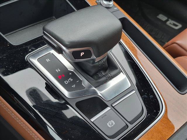 Certified 2023 Audi Q5 2.0T Premium Plus w/ Premium Plus Package AWD/4WD image 11