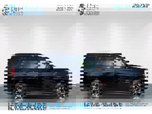 Used 2025 GMC Yukon AT4 Ultimate w/ LPO, Floor Liner Package image 7