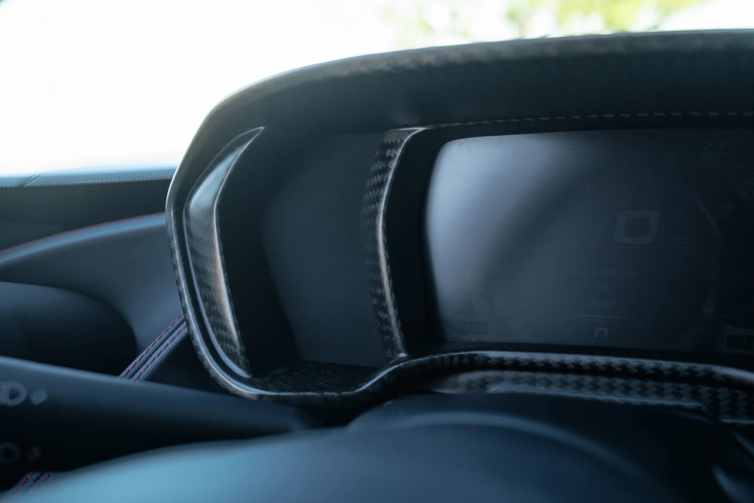 Used 2015 Alfa Romeo 4C Coupe w/ Leather Interior Group RWD image 21