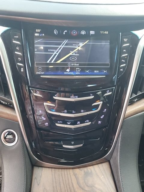 Used 2020 Cadillac Escalade Luxury AWD/4WD image 8