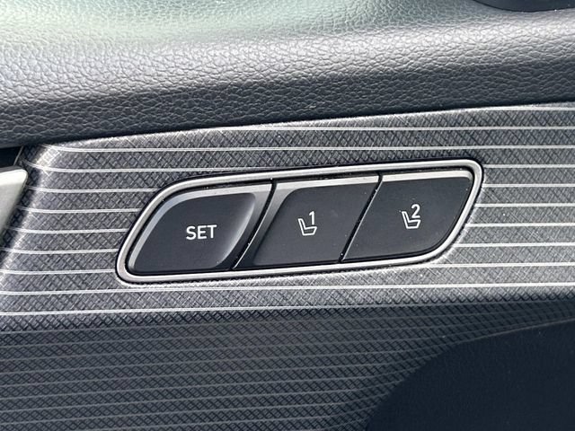 Used 2024 Hyundai Palisade Limited AWD/4WD image 26