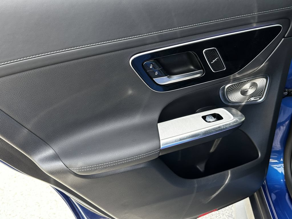 Certified 2025 Mercedes-Benz GLC 300 image 25