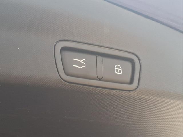 Used 2023 Alfa Romeo Stelvio Sprint image 31