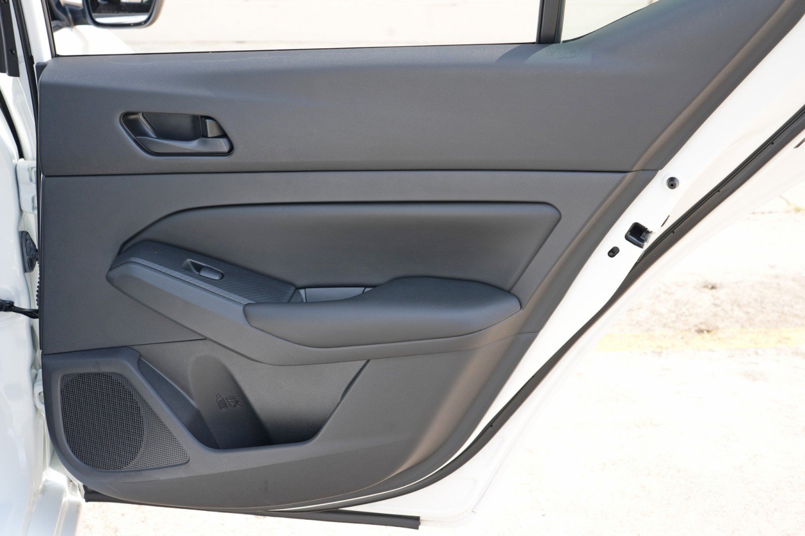 Used 2024 Nissan Altima 2.5 S FWD image 37