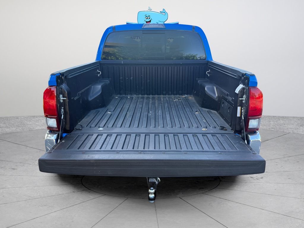 Used 2021 Toyota Tacoma SR5 RWD image 5
